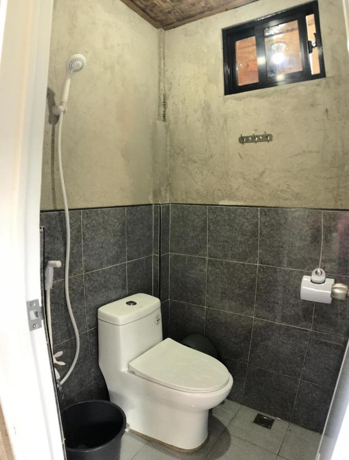 Khloe Serenity Guest House Batuan Exterior photo