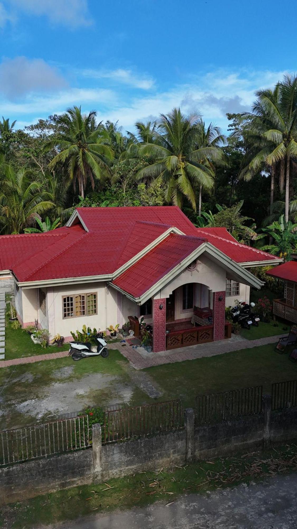 Khloe Serenity Guest House Batuan Exterior photo