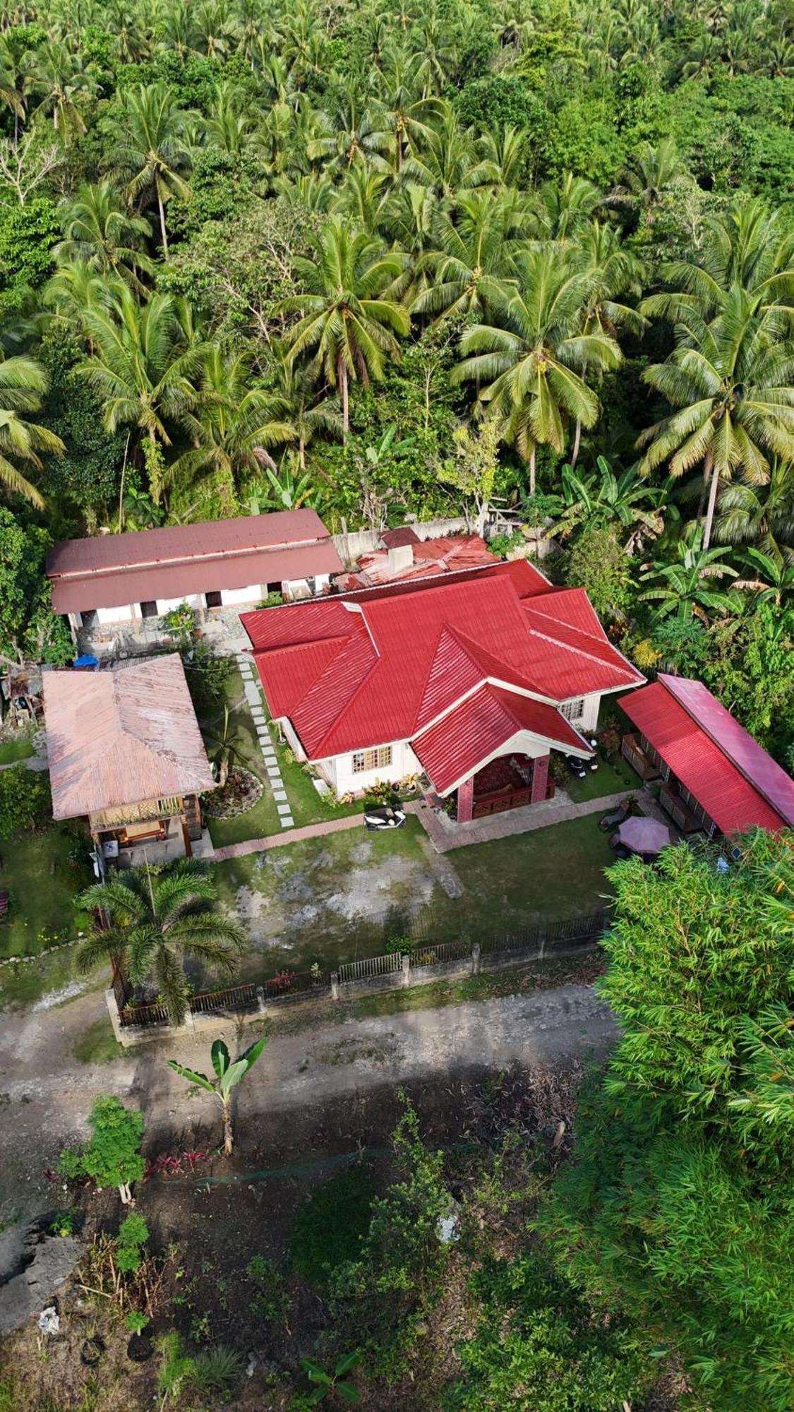 Khloe Serenity Guest House Batuan Exterior photo